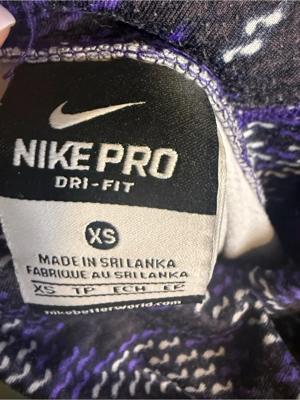 Nike Pro Purple Patterned Long-Sleeve size XS